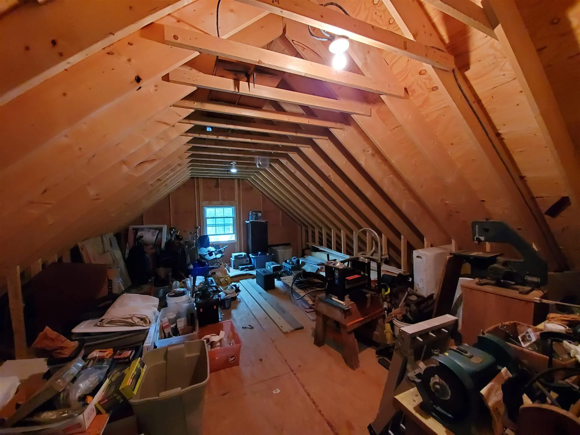 31 Mill Street Enfield NH 03748