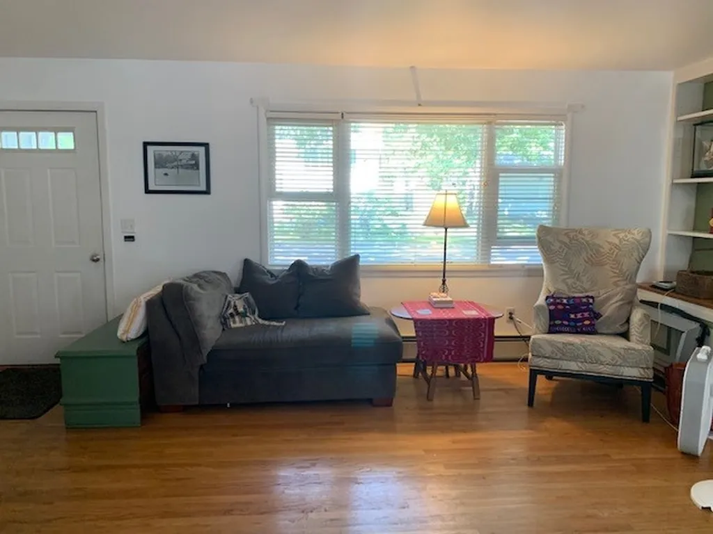89 Pleasant Avenue Burlington VT 05408
