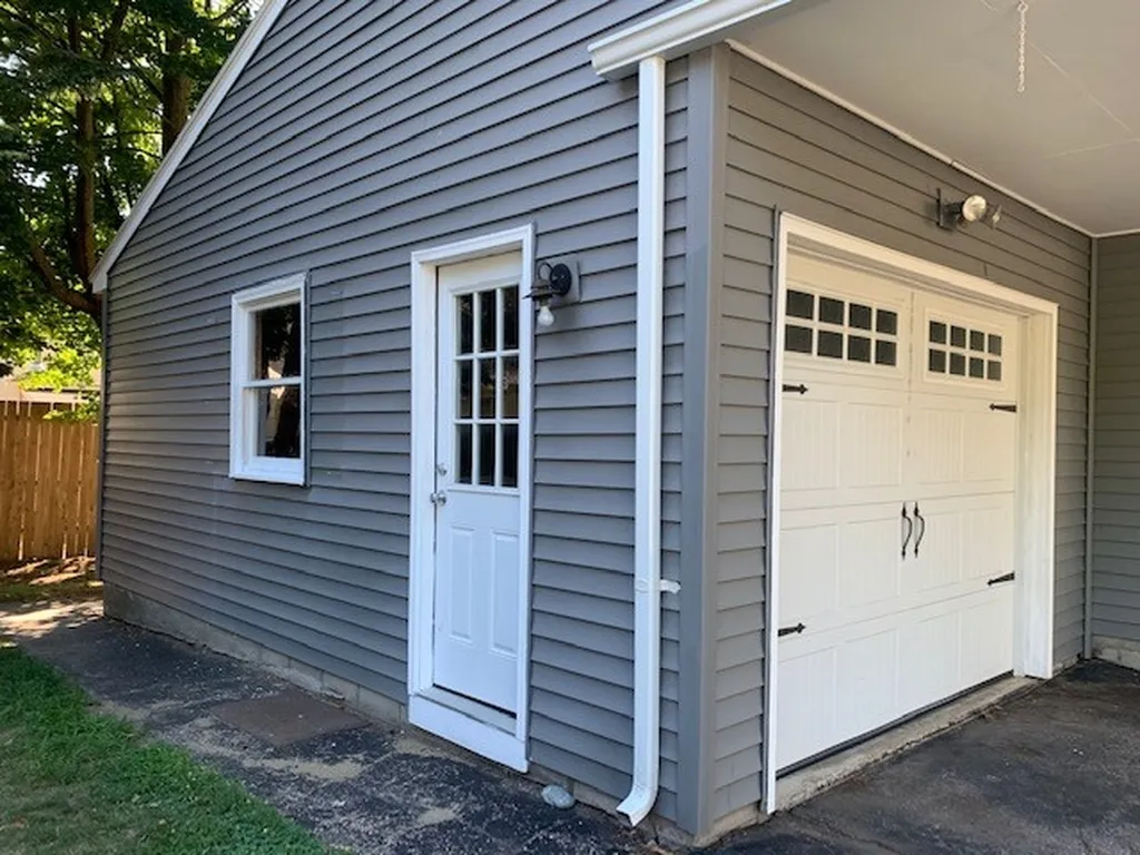 89 Pleasant Avenue Burlington VT 05408