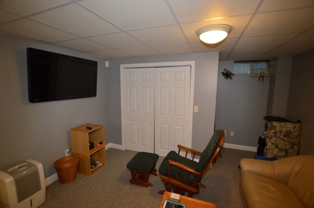 16 Devinne Drive Concord NH 03301