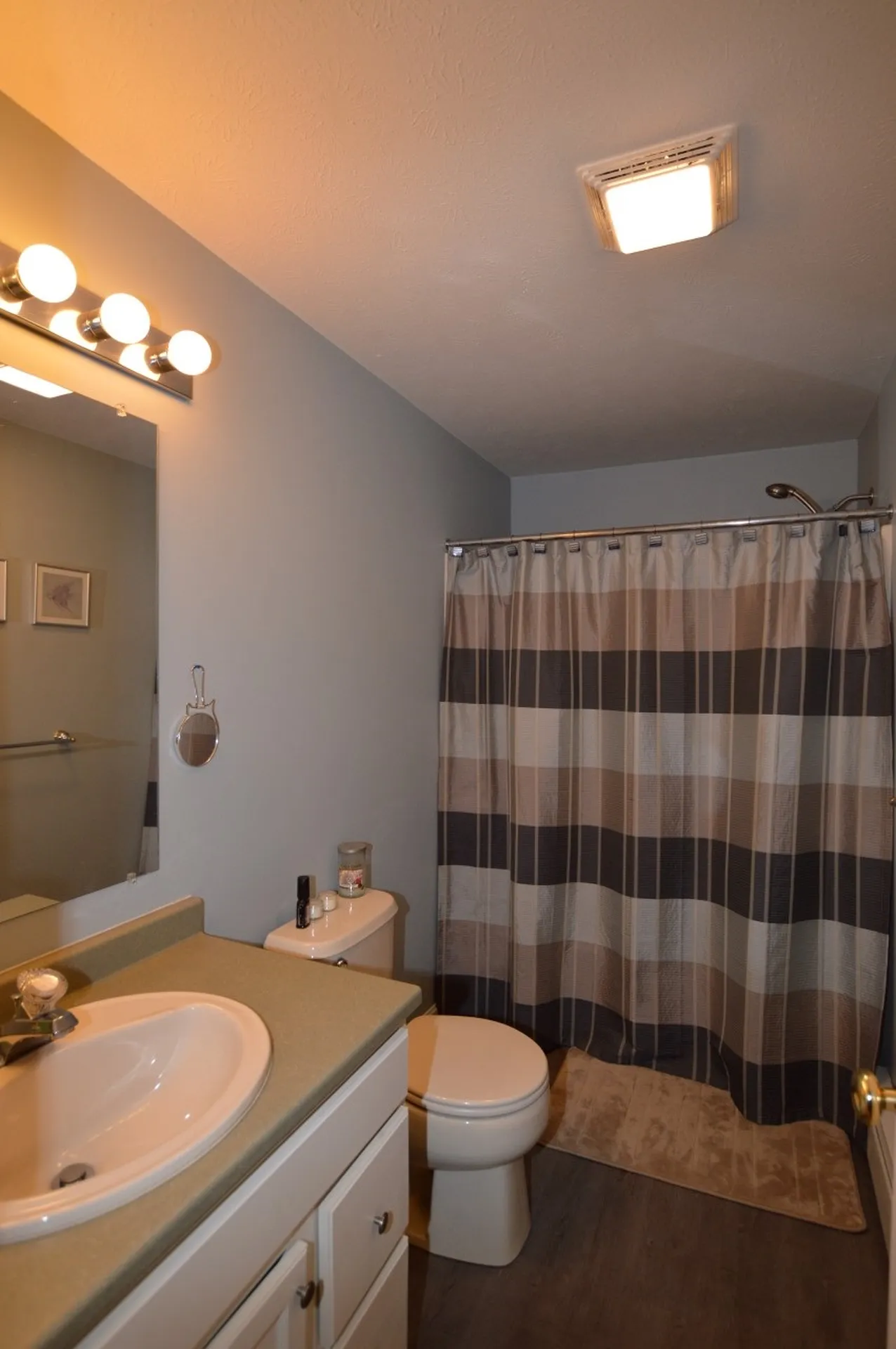 16 Devinne Drive Concord NH 03301