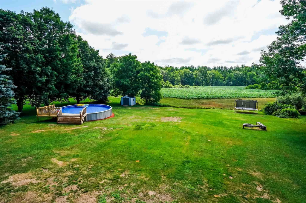 433 Buck Street Pembroke NH 03275