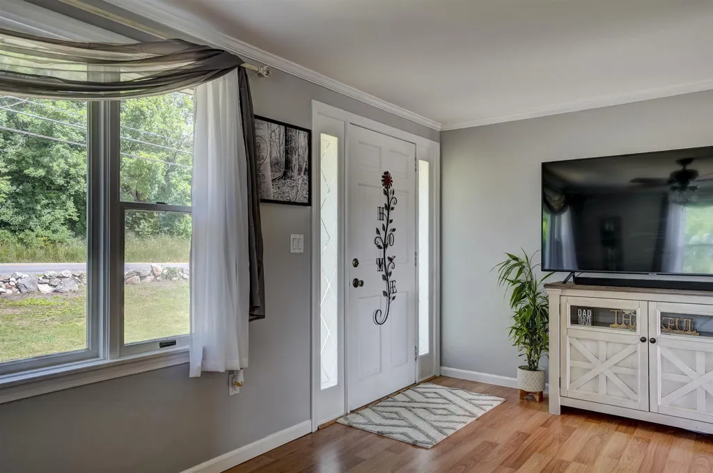 433 Buck Street Pembroke NH 03275