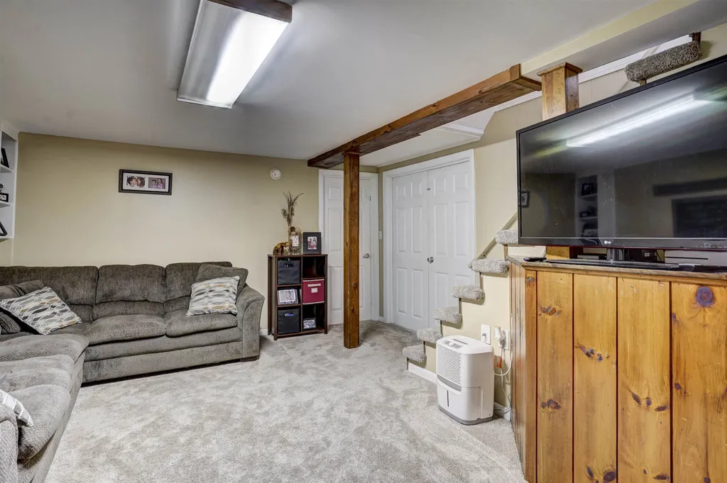 433 Buck Street Pembroke NH 03275