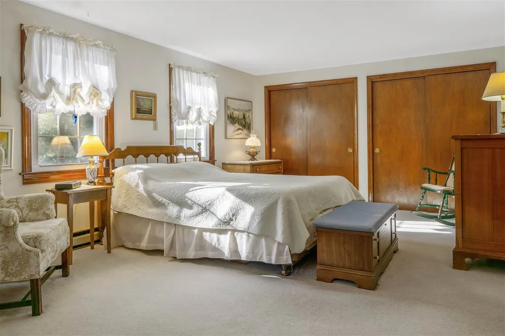11 Jennifer Lane Jaffrey NH 03452