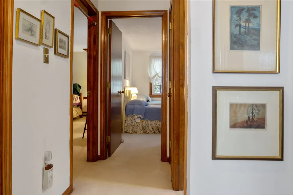 11 Jennifer Lane Jaffrey NH 03452