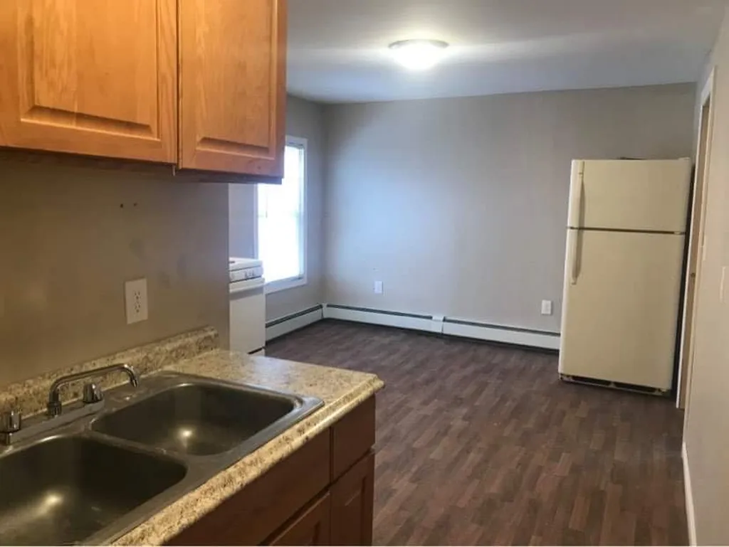 46 Pine Street Nashua NH 03060