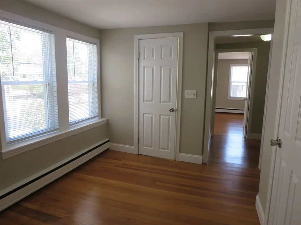 20 Manchester Street Nashua NH 03064