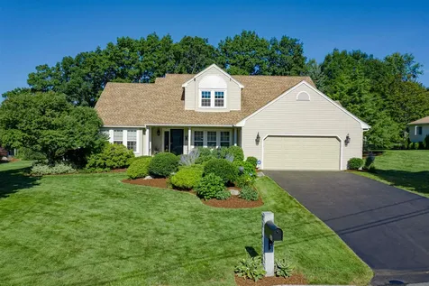 57 Fleming Street Manchester NH 03104