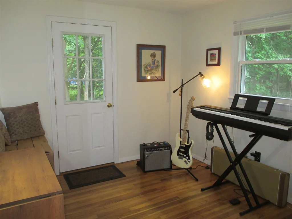 1055 Banfield Road Portsmouth NH 03801