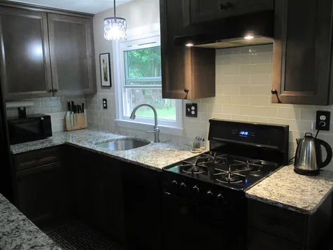 1055 Banfield Road Portsmouth NH 03801
