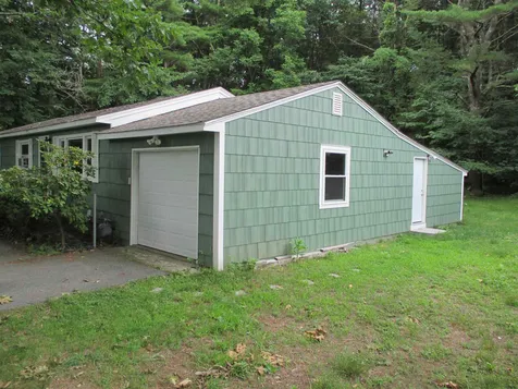 1055 Banfield Road Portsmouth NH 03801