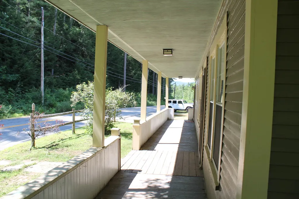 277 Owl Street Campton NH 03223