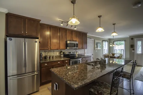 63 Siesta Lane Laconia NH 03246