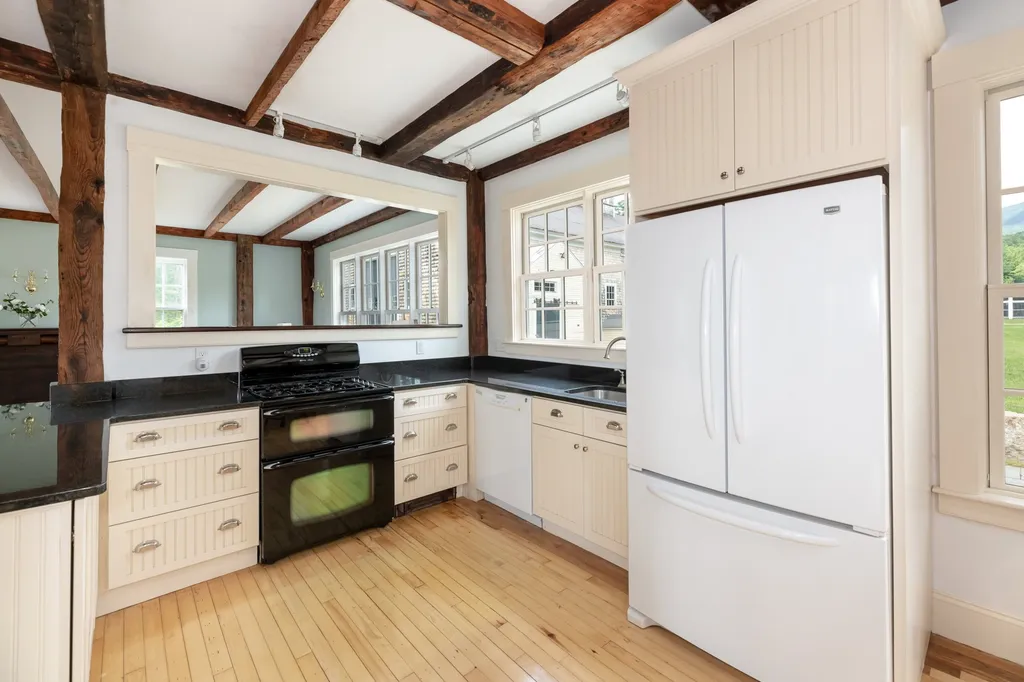 216 Whiteface Intervale Road Sandwich NH 03259