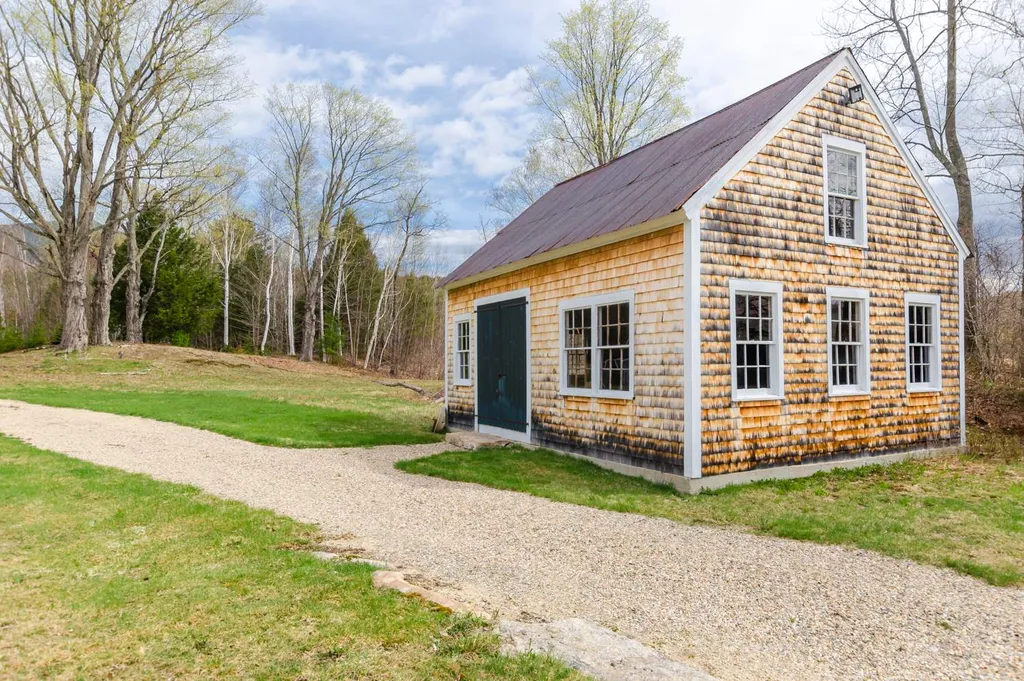 216 Whiteface Intervale Road Sandwich NH 03259