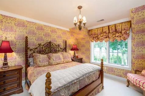 133 Gilcrist Road Stowe VT 05672