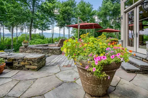 133 Gilcrist Road Stowe VT 05672