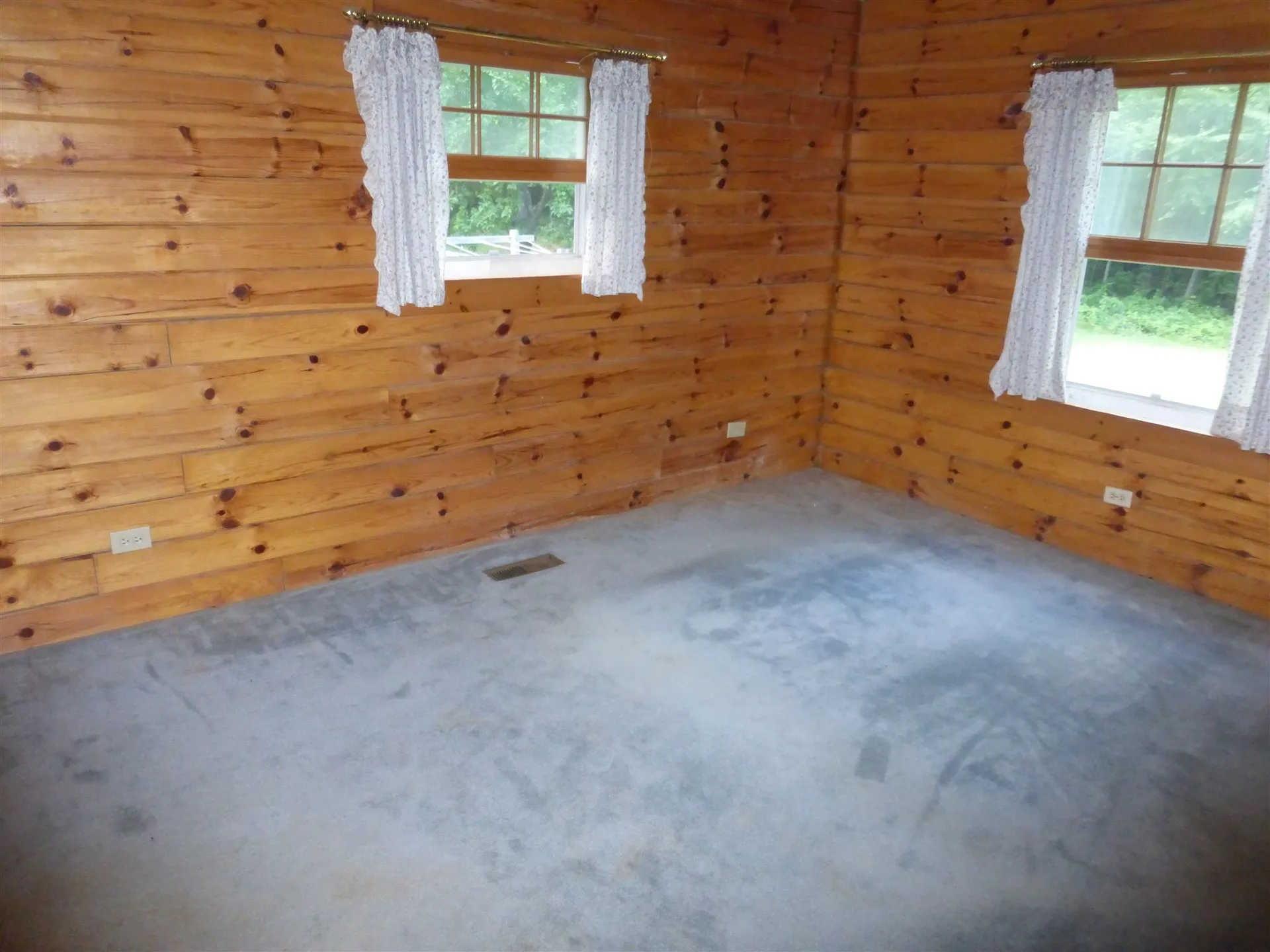 401 4th Range Road Pembroke NH 03275