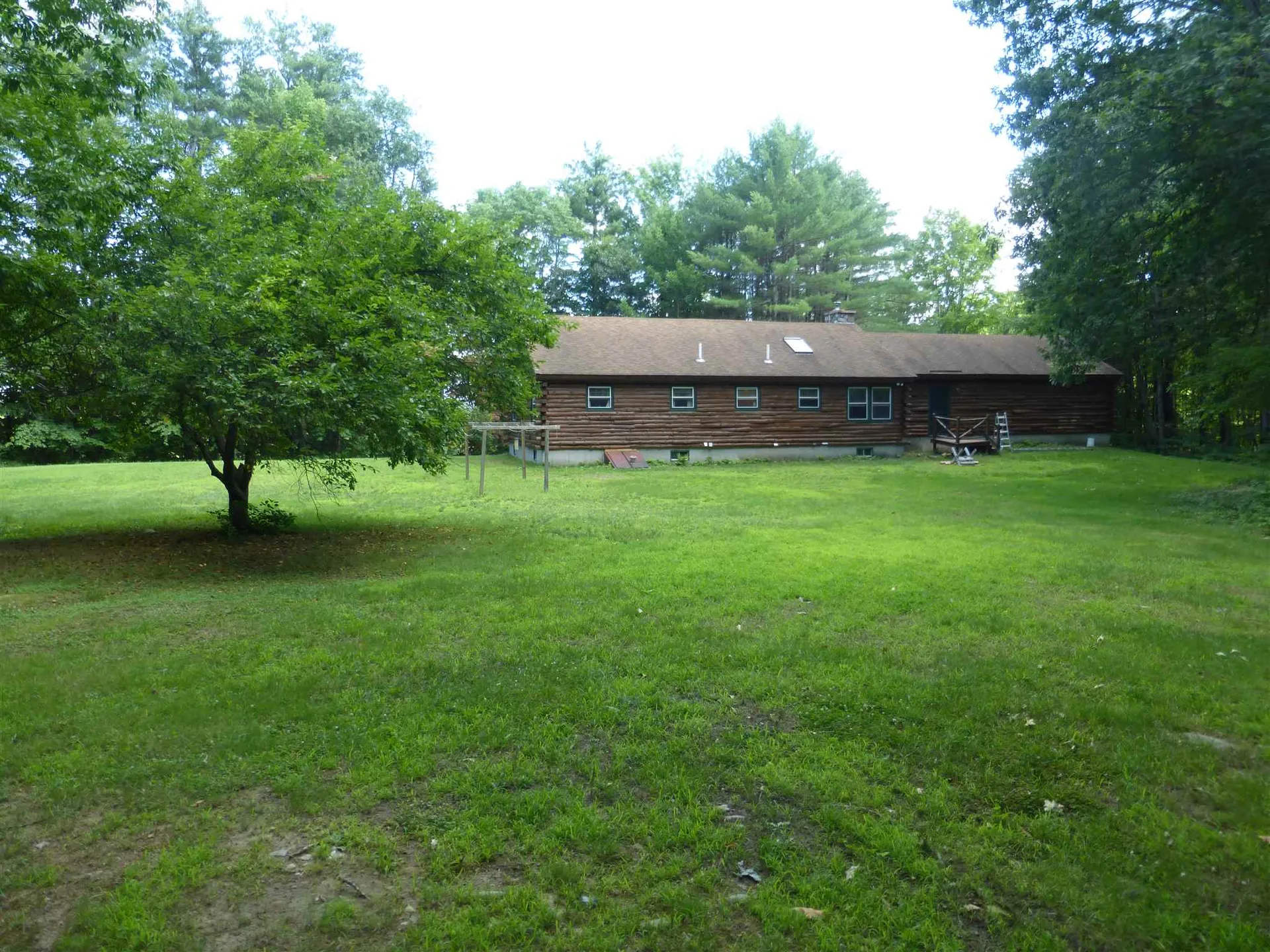 401 4th Range Road Pembroke NH 03275