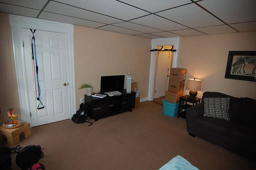 73 Sagamore Street Manchester NH 03104
