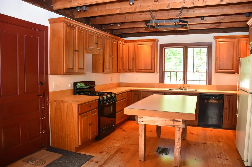 1232 Route 12 South Northfield VT 05663