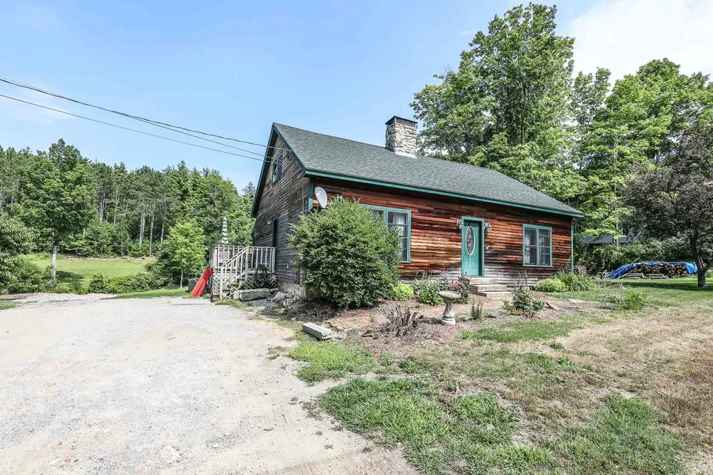75 Mansion Road Dunbarton NH 03046