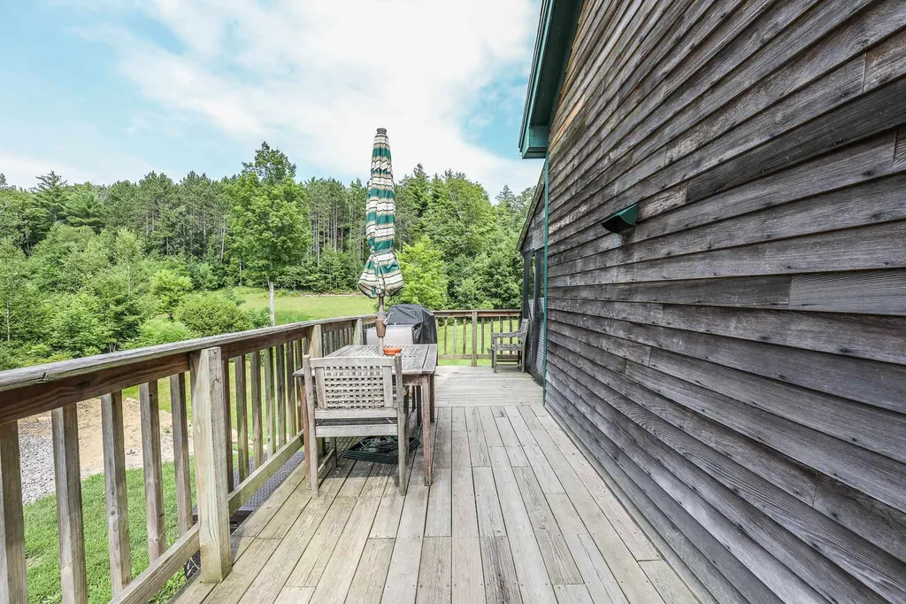 75 Mansion Road Dunbarton NH 03046