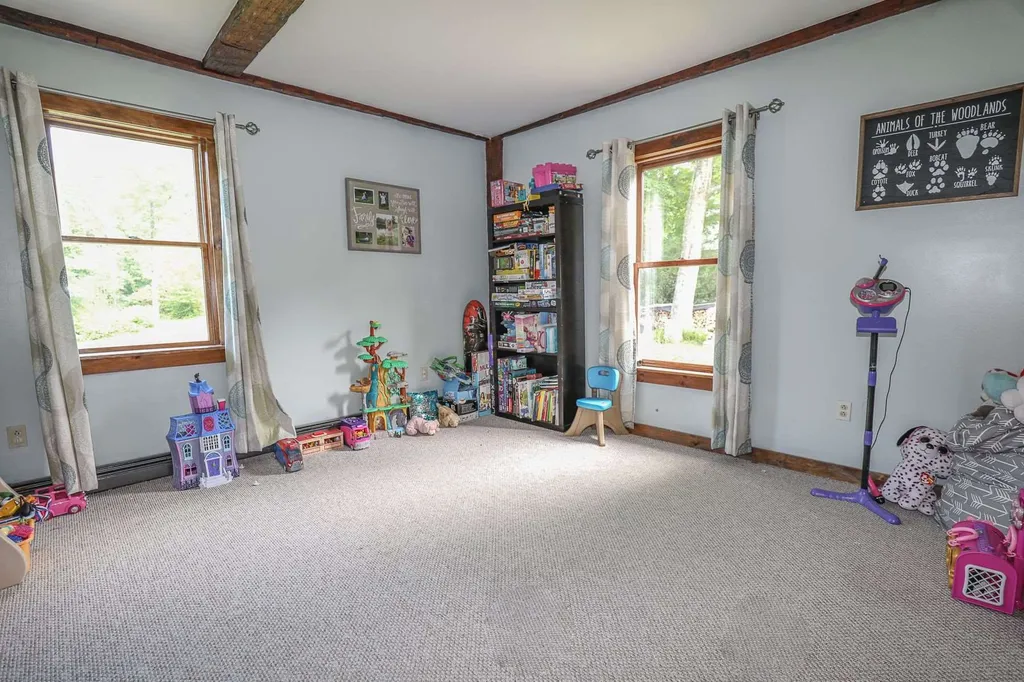 75 Mansion Road Dunbarton NH 03046