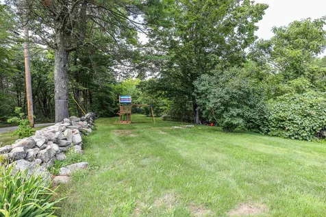 75 Mansion Road Dunbarton NH 03046