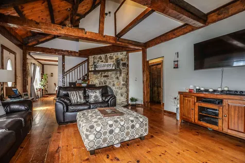 75 Mansion Road Dunbarton NH 03046