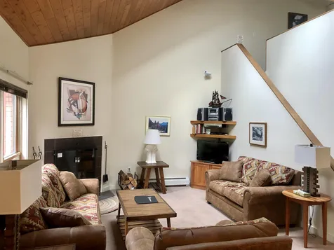 528 East Mountain Road Killington VT 05751