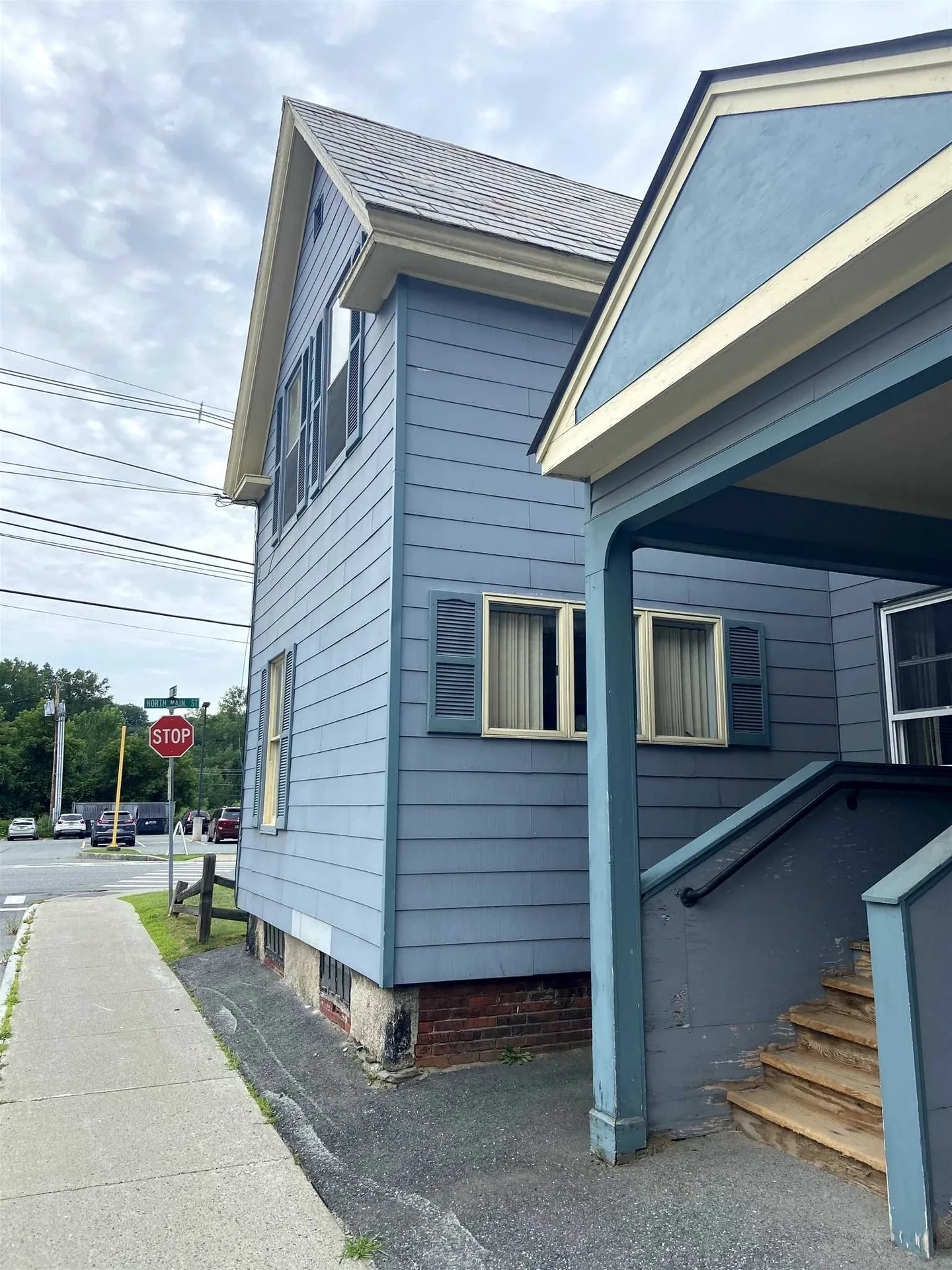 128 North Main Street Hartford VT 05001