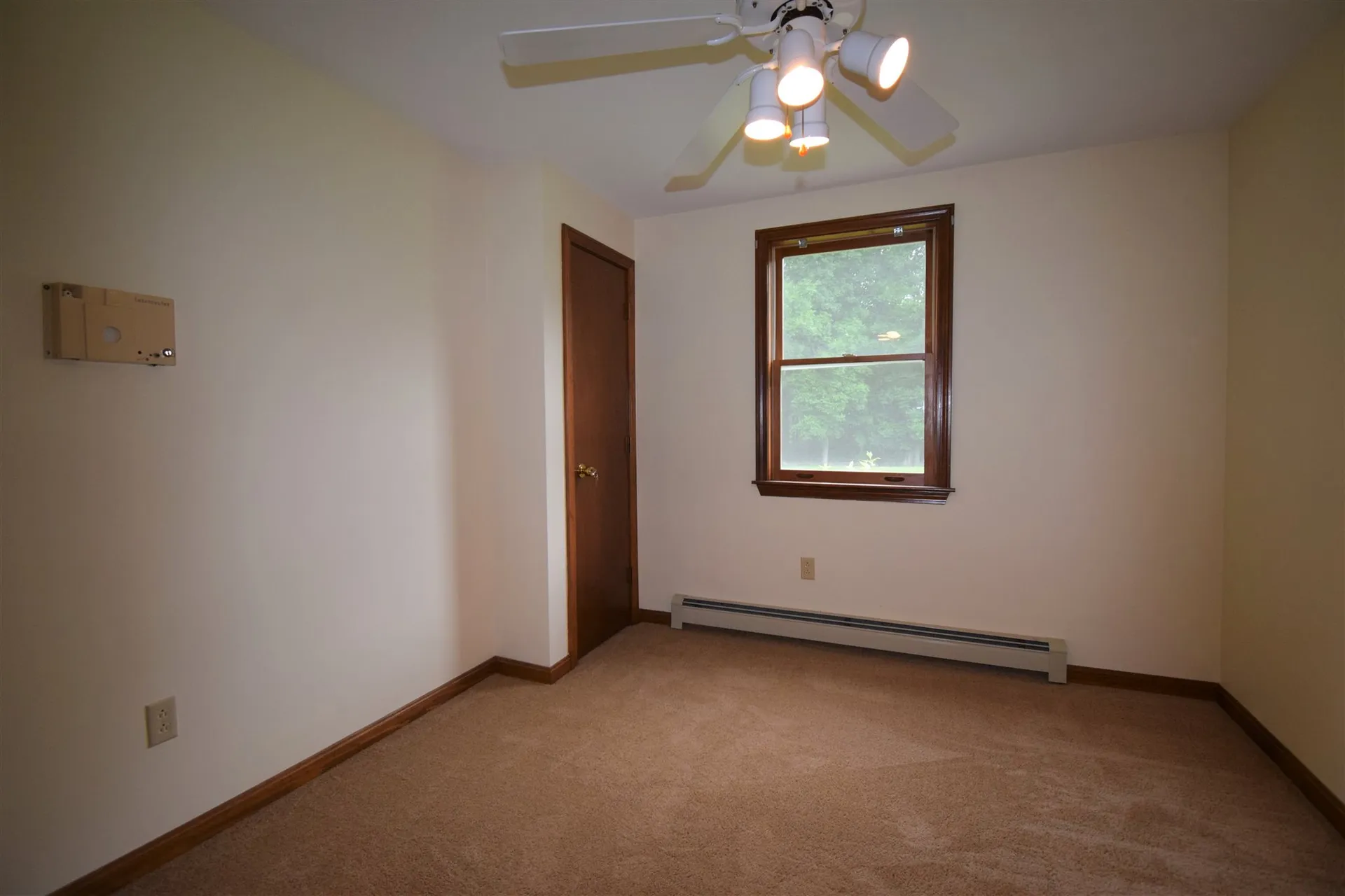 6 Wentworth Drive Newton NH 03858
