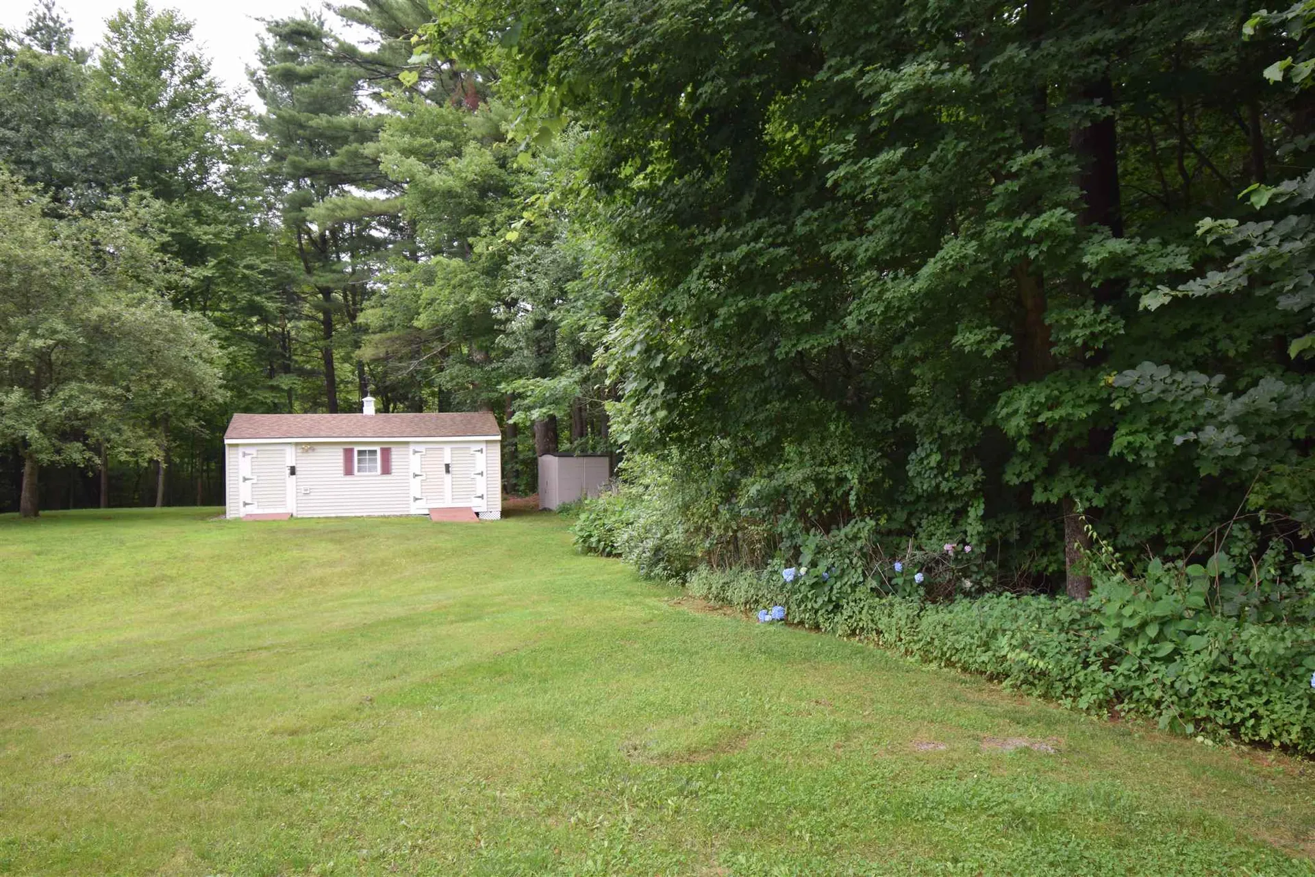 6 Wentworth Drive Newton NH 03858