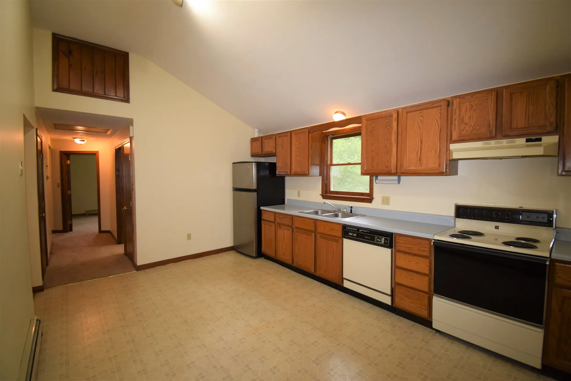 6 Wentworth Drive Newton NH 03858