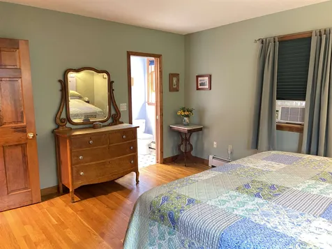 35 Dearborn Circle Walpole NH 03608