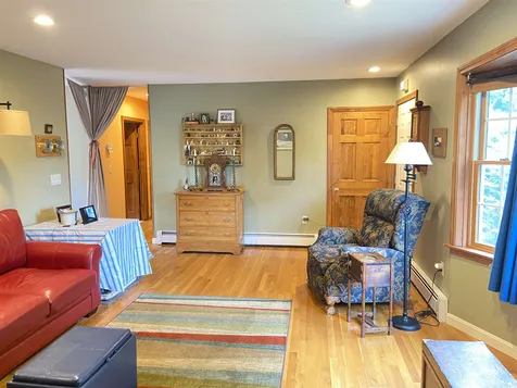 35 Dearborn Circle Walpole NH 03608