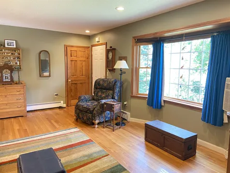 35 Dearborn Circle Walpole NH 03608