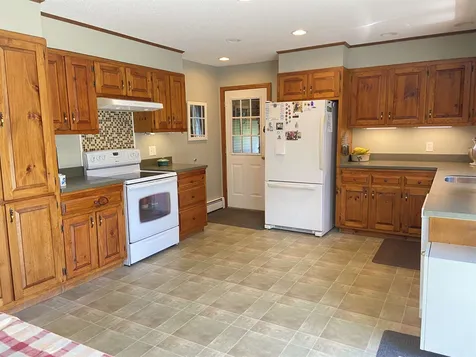 35 Dearborn Circle Walpole NH 03608