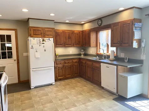 35 Dearborn Circle Walpole NH 03608