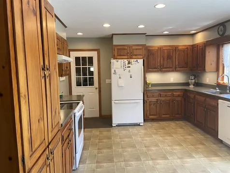 35 Dearborn Circle Walpole NH 03608