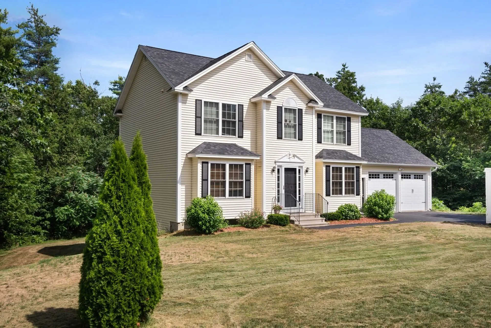 128 Elanor Way Weare NH 03281