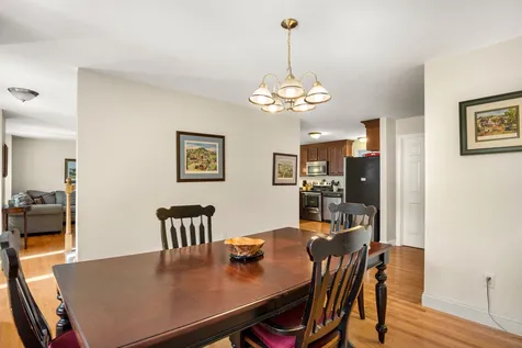 128 Elanor Way Weare NH 03281