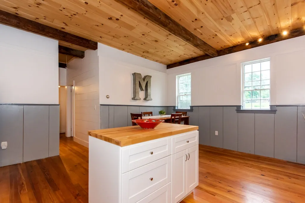 193 New Durham Road Alton NH 03809