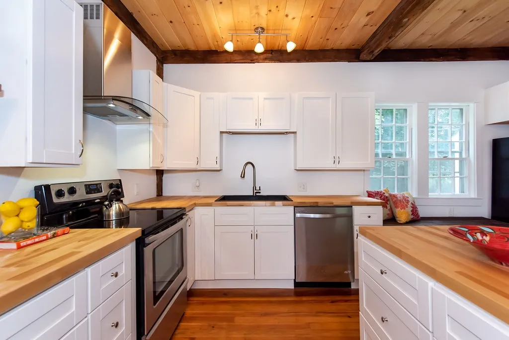 193 New Durham Road Alton NH 03809