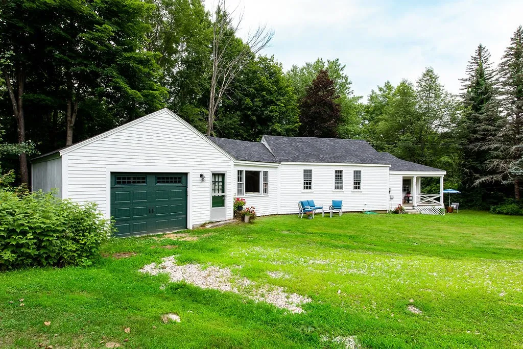 193 New Durham Road Alton NH 03809