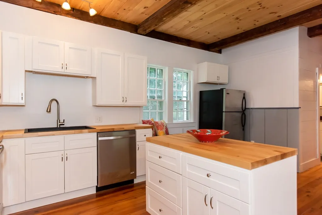 193 New Durham Road Alton NH 03809