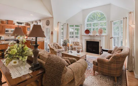 350 Oak Lodge Road Rochester VT 05767