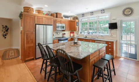 350 Oak Lodge Road Rochester VT 05767